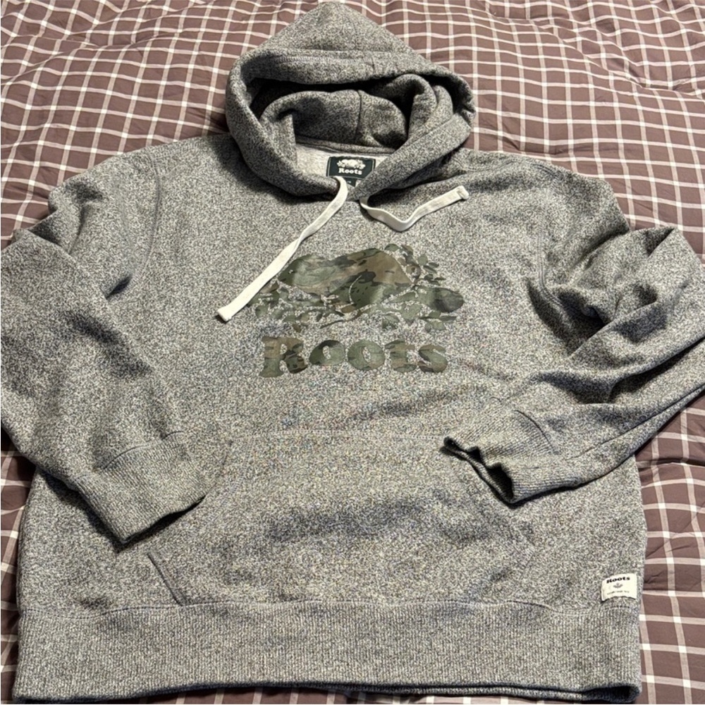 NWOT⛱️🔥Roots - Heather Gray Camo Logo Pullover Hoodie - L